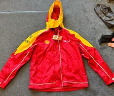 #2 NEW Shell Oil/Ferrari Waterproof Hooded Jacket Large Motor Racing/Car Show