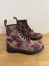 Dr. Martens Castel Boots Women's UK Size 6 Floral 8 Eye EU 39
