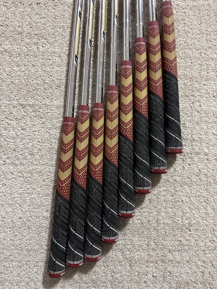 Srixon ZX7 Forged Irons 3-PW RH DynamicGold Tour Issue X100 MCC Plus 4 FSU GRIPS - Image 4 of 4