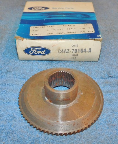 1964-85 Mustang Fairlane Torino LTD Granada Cougar NOS C4 TRANS OUTPUT SHAFT HUB - 第 1/3 張圖片