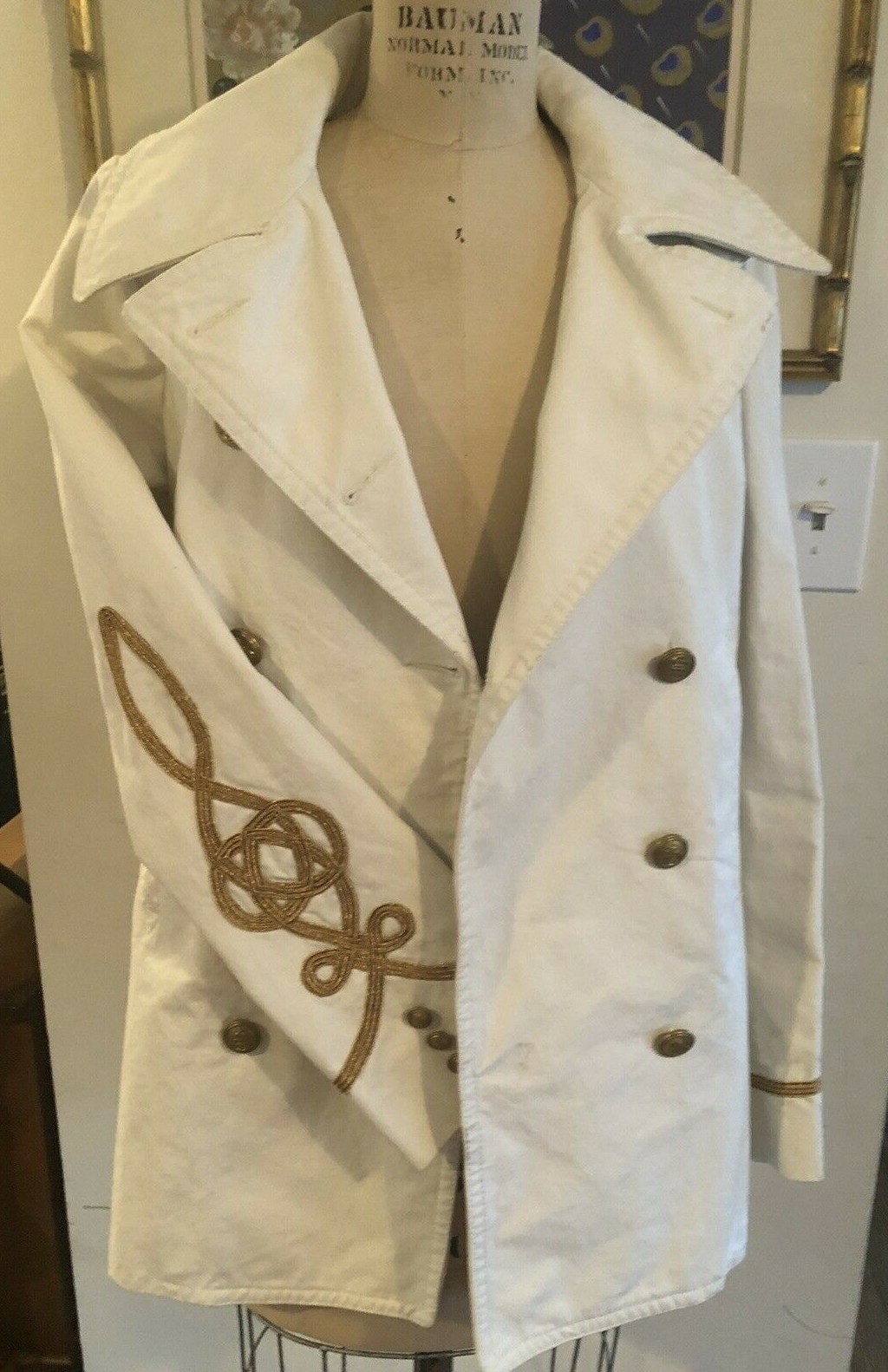 Picture 2 of 12