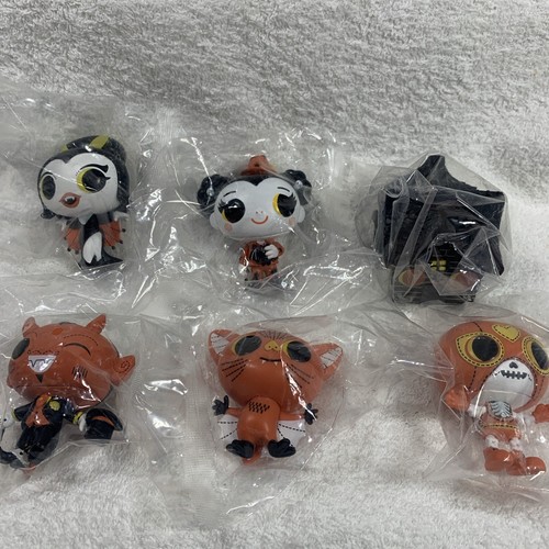 Paka Paka Boo Hollow Serie 2 Figur 6 Stück von Funko Neu Brandneu in Tasche