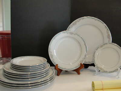 NORITAKE ENHANCEMENT 14 PIECES - 5 DINNER, 5 SALAD, 4 BREAD