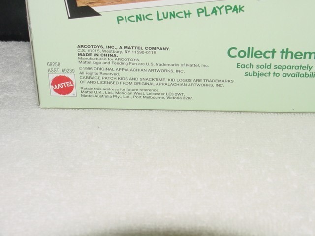 CABBAGE PATCH KIDS - FEEDING FUN PLAYPAK - PICNIC LUNCH - 1996 - NISB