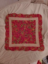 Vintage Tapestry Quilted Table Topper By Great Finds 24  Square Colorful
