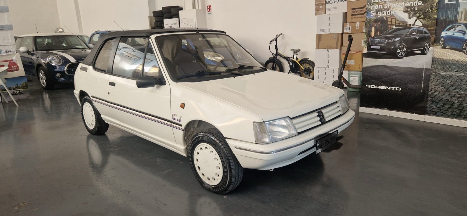 Peugeot 205 1.1 CJ Pininfarina
