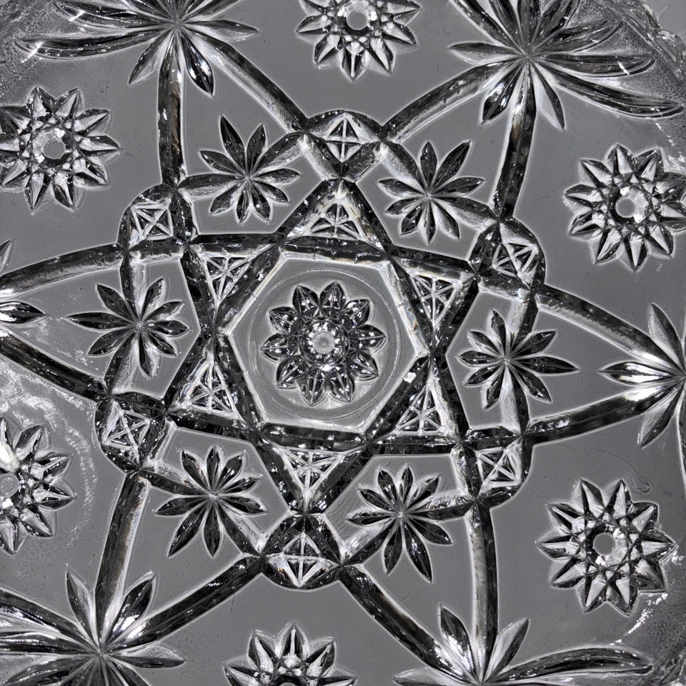 Plato de pastel de vidrio prensado pesado Anchor Hocking vintage patrón de ráfaga de estrellas Foto 2 de 4