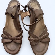 Brown leather sandals with braided straps Size US 8.5