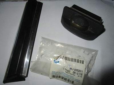 Opel Kadett D  Teile-Konvolut, zierleisten-Clips usw.