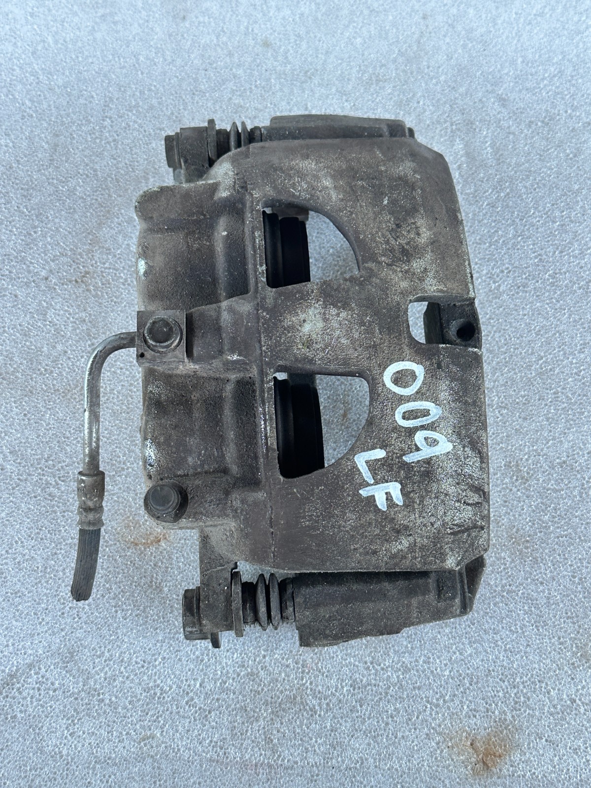 2012 DODGE RAM 2500 DIESEL LEFT FRONT BRAKE CALIPER OEM