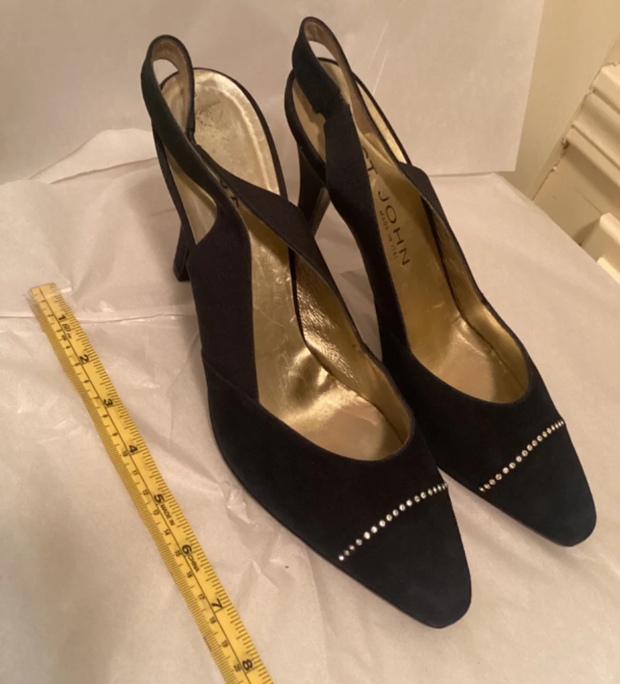 ST JOHN TEJIDO GAMUZA/SEDA NEGRA. ADORNO SWAROVSKI. TACÓN 4".9B. (210) Foto 2 de 4