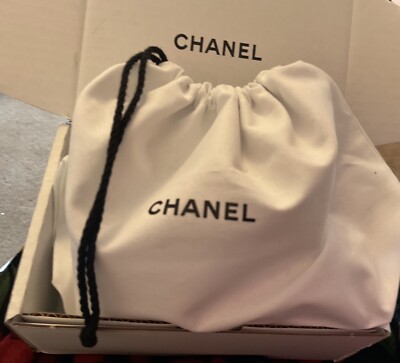 CHANEL GESCHENKTÜTE Beutel Staubbeutel WEISS STOFF MIT KORDELVERSCHLUSS NEU KLEIN