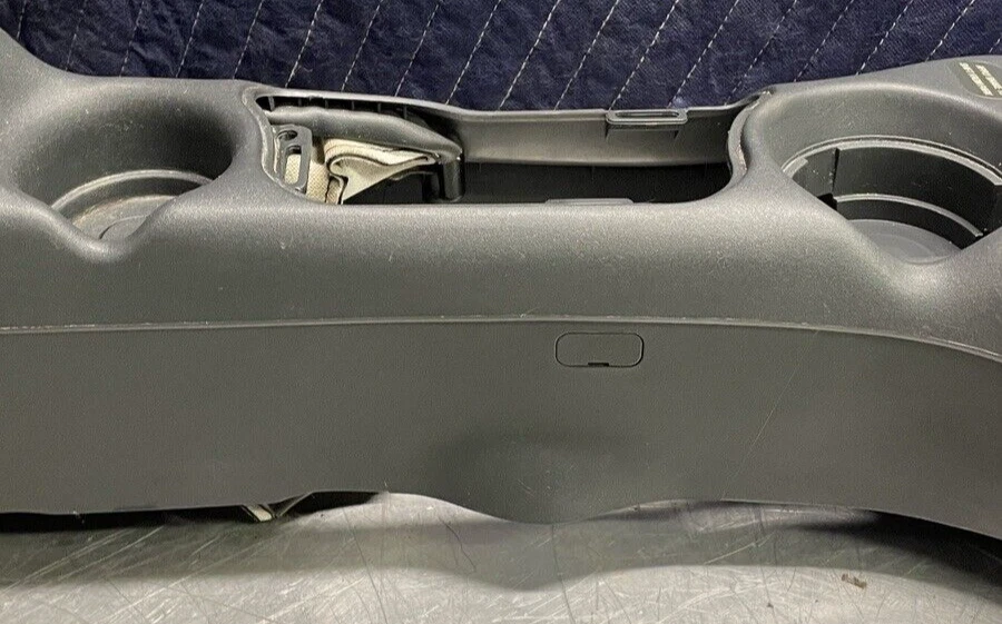 1996-1998 Pontiac Grand Am Center Console Assembly W/Armrest OEM 22656205 - Image 3 of 4