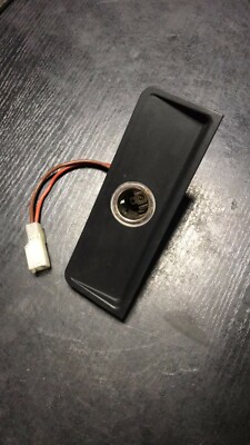 BMW 7er E38 Zigarettenanzünder Zigarrenanzünder Buchse hinten 8156525
