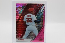 2022 Panini Chronicles Phoenix Pink Pulsar #21 Juan Soto