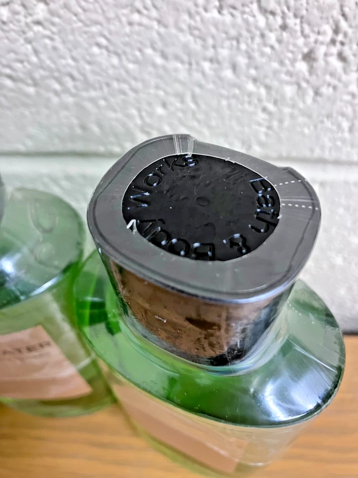 Bath & Body Works Agua Dulce 3 en 1 Cabello Facial Hombre Jabón Corporal 10oz NUEVO (CANTIDAD 3) Foto 2 de 2