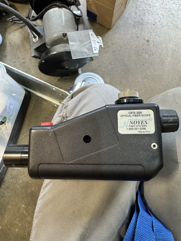 Noyes Optical Fiber Inspection Scope OFS 300-200C with Storage Case