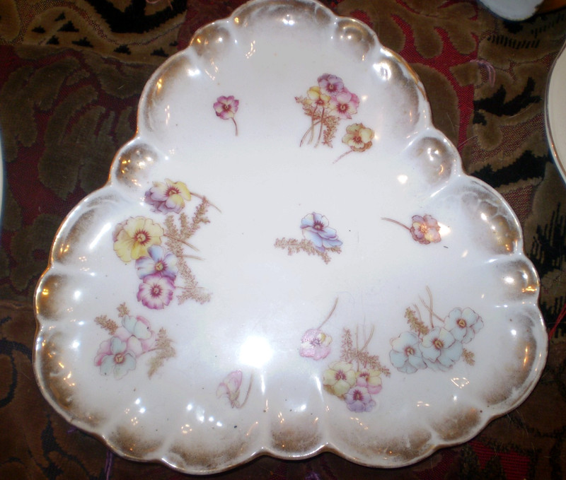 Vintage Dresden Germany triangle plate  8.5x8.5