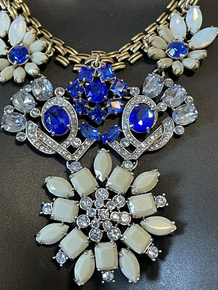 Collar Lulu Frost para J.Crew 100 años pieza llamativa estrás azul Foto 2 de 4