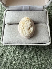 Antique Cameo 