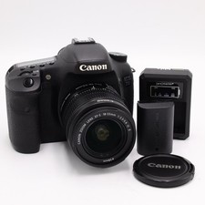 Canon EOS 7D DSLR Camera with 18-55mm Kit EFS Lens USED