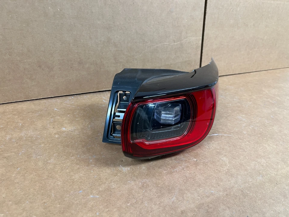 2022 2023 2024 MAZDA CX-5 LED TAIL LIGHT RIGHT RH NICE!! - Image 2 of 4
