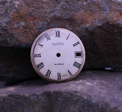 WOSTOK VOSTOK CCCP USSR WRIST WATCH DIAL FACE 26.7mm 18 JEWELS (CC)