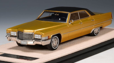 wonderful resin-modelcar 1/43 CADILLAC SEDAN DE VILLE 1970 - byzantine gold