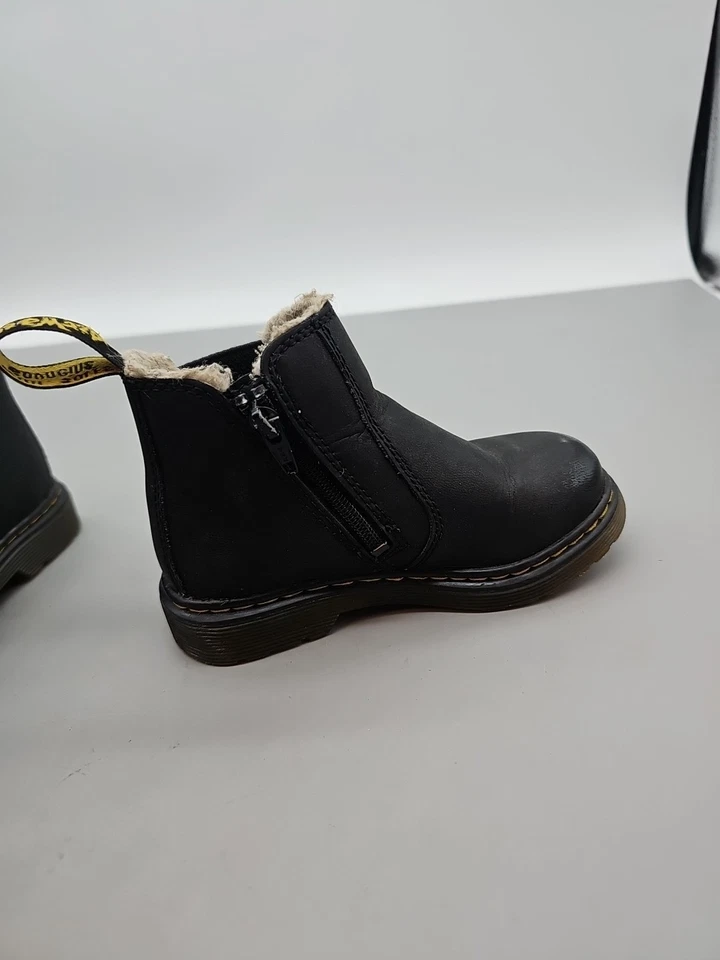 Dr. Martens 2976 Boots Toddlers 9 Black Leather Chelsea ZPO1009 Side Zip - Image 3 of 4