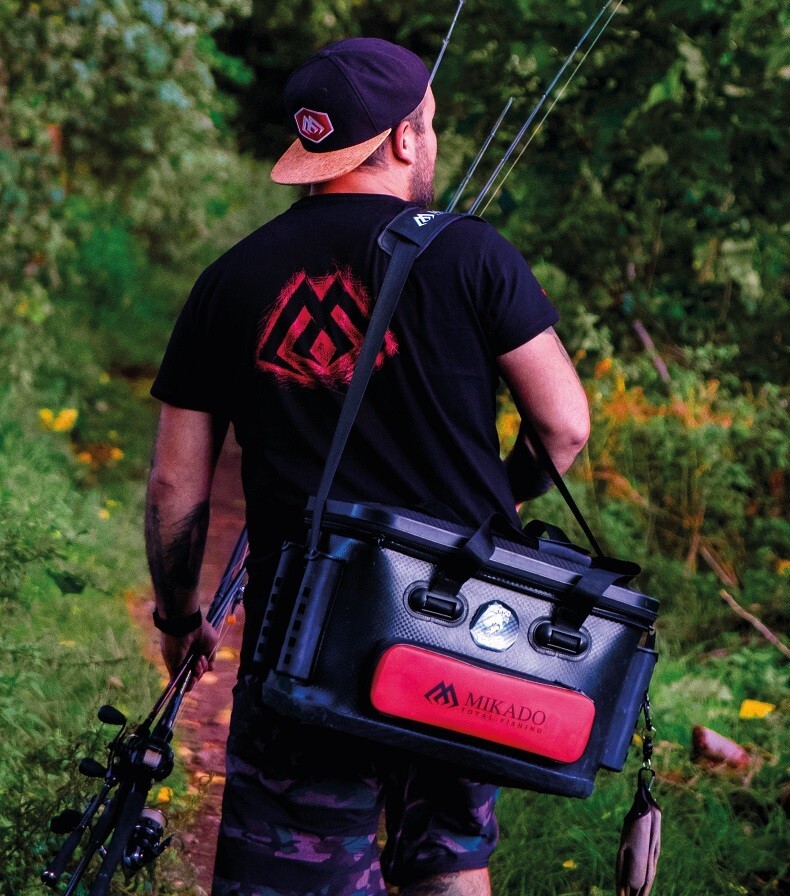 MIKADO EVA JAWS Tackle Carrier Fishing Bag 45 x 27 x 28cm