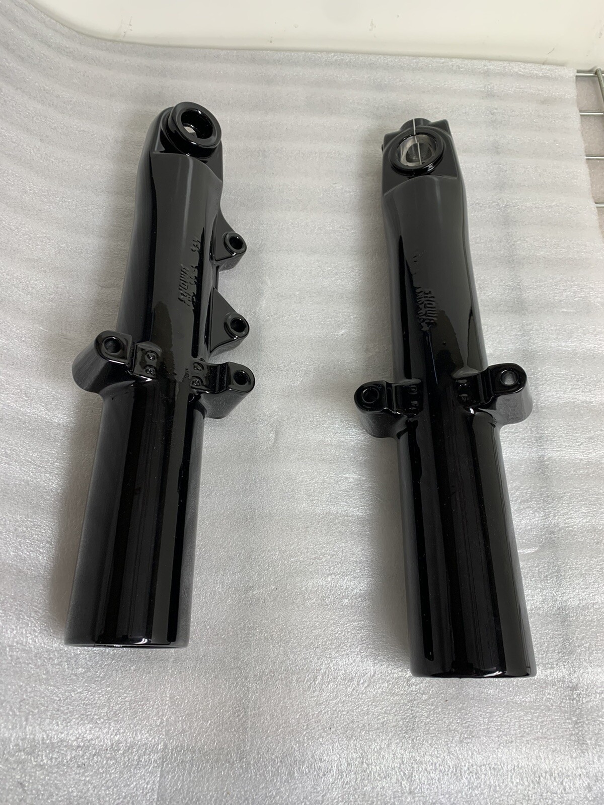 HARLEY FORK LEGS DELUXE 2018 -24 FLHC FLSL SOFTAIL OEM BLACK SLIDERS EXCHANGE