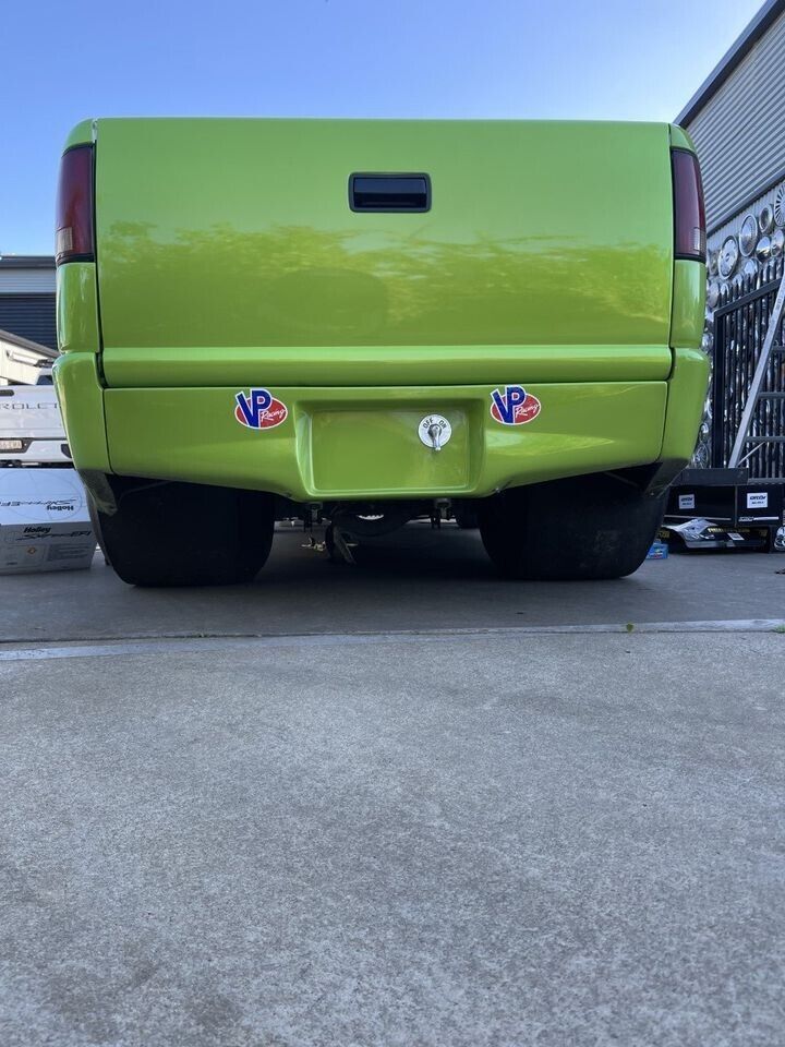 Picture 5 of 6