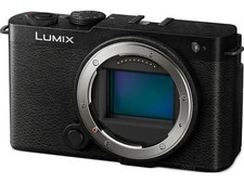 Panasonic Lumix DC-S9 Body Jet Black