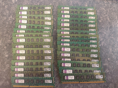Kingston 8GB DDR3 PC3-10600 ECC Server Speicher KVR1333D3E9S/4G Two 4GB