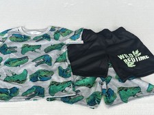 NEW Carter s Boys 3-Piece Pajama Set Short Sleeve Top Shorts Dinosaurs Size 4