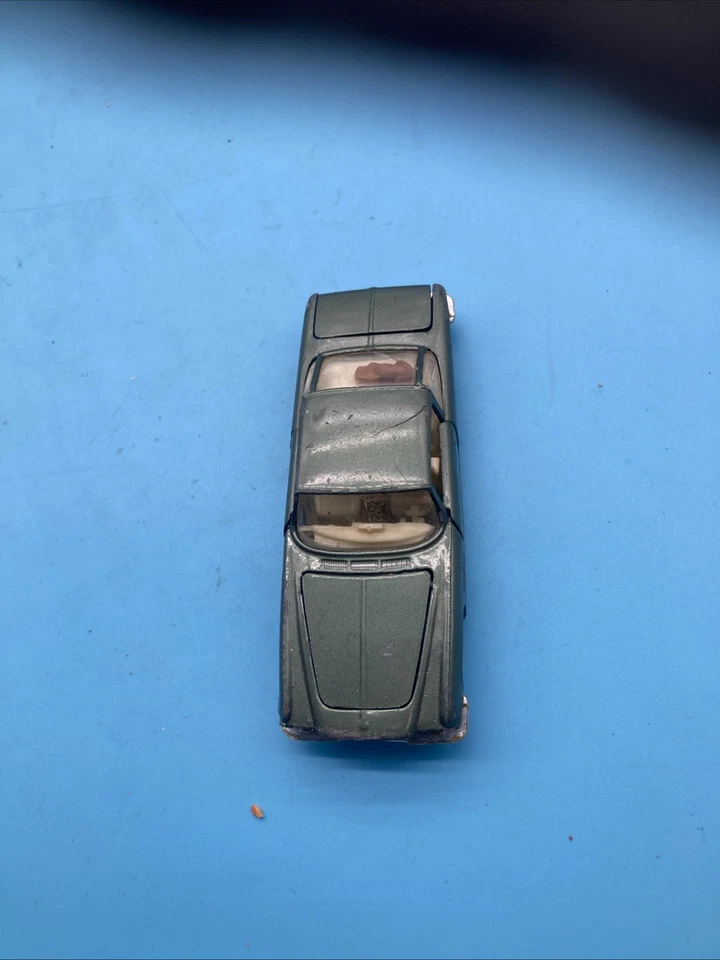 Corgi Ghia L6.4 Car Used - Image 2 of 4