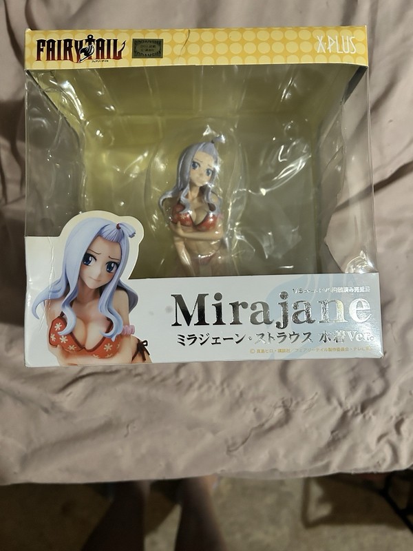 X-PLUS Fairy Tail Mirajane Strauss Swimsuit Ver. 1:8 Scale Figure