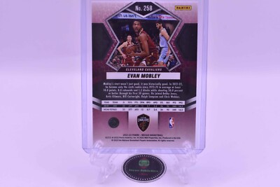 Evan Mobley Cavaliers 2021-22 Panini Mosaic National Pride Rookie