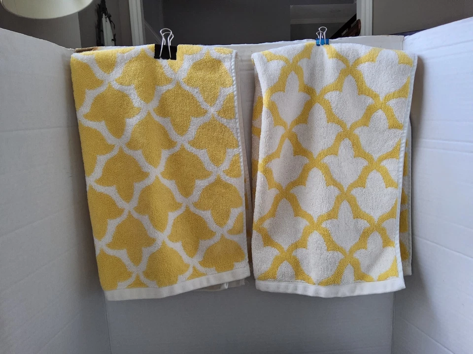Pottery Barn 100% Organic Cotton Bath and Hand Towels Yellow & White - Image 2 of 4