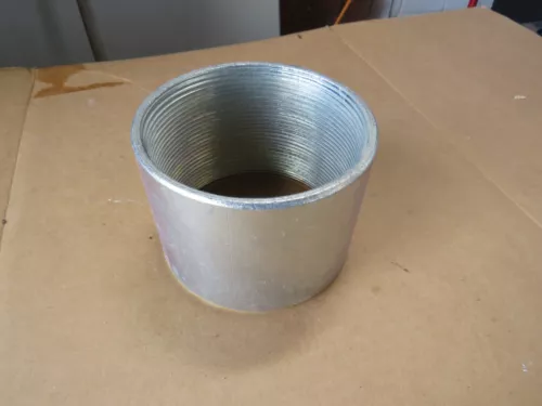 EATON 4" GALVANIZED STEEL RIGID CONDUIT COUPLING (LOT OF 2) rc400