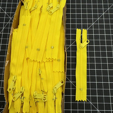 Vintage BOX/82 USA Made YKK Zipper Pull YELLOW 4.3" CFC-251L Closed End 7/16
