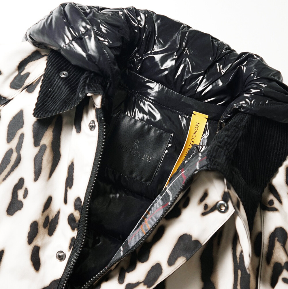 MONCLER x BARBOUR 100% cotton. nylon 90% down 10% feather From