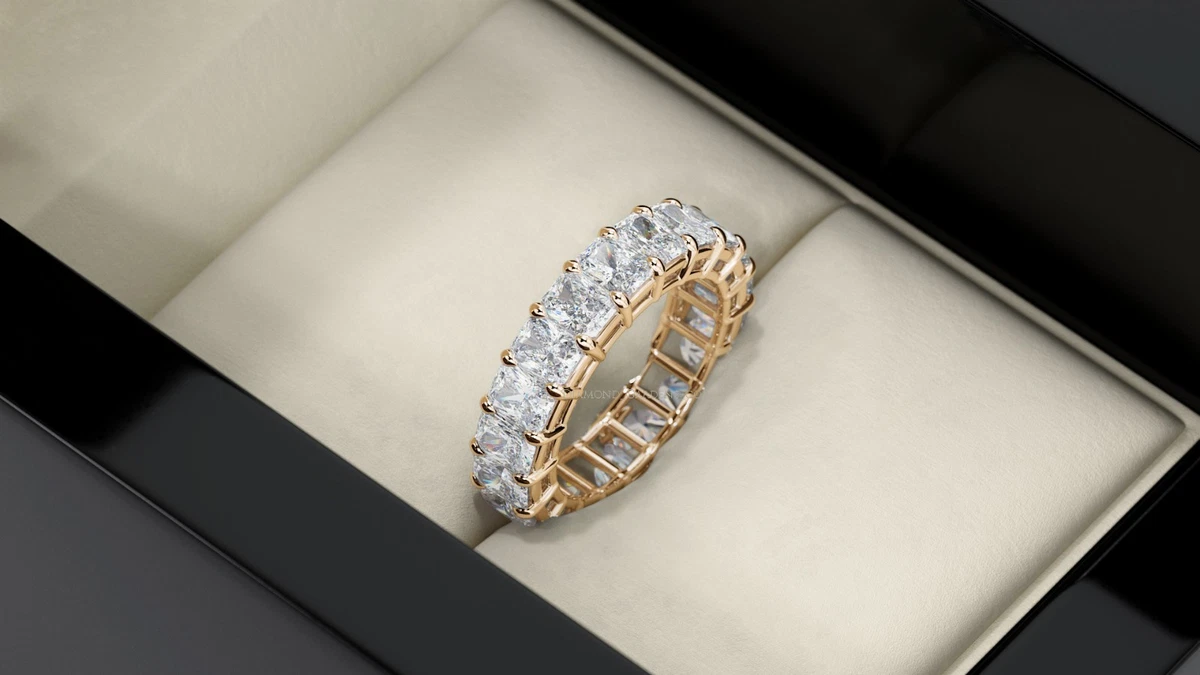 7.22 ct Radiant cut Diamond Ring 14k Yellow Gold Eternity Band H