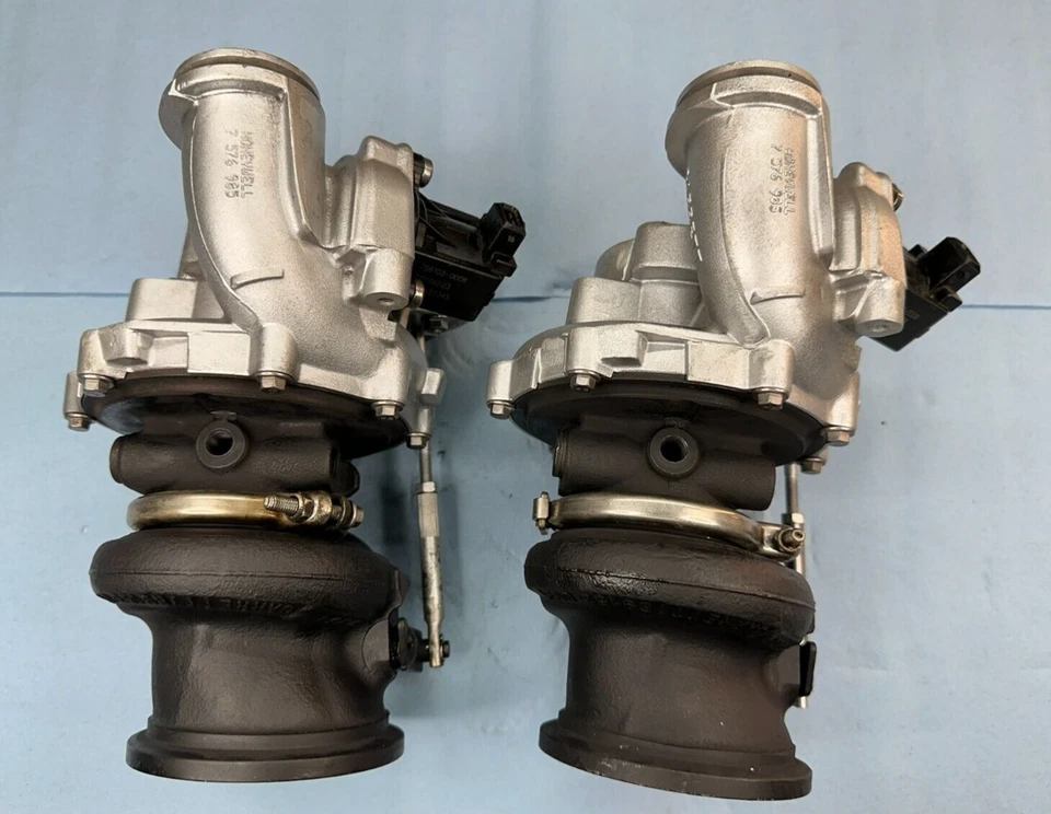 Turbos Turbochargers N63 (L+R Set) for BMW 550i 650i 750i X5 X6 4.4L 09-13OEM - Image 2 of 4