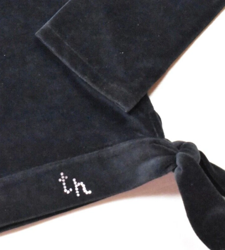 McBling Tommy Hilfiger Sudadera con Capucha Corta Cuello en V Negra Talla Pequeña De Colección Años 2000 Y2K Foto 3 de 4