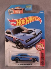 '15 Dodge Challenger SRT Blue V-8 Hot Wheels 2016 Then and Now Diecast 1:64