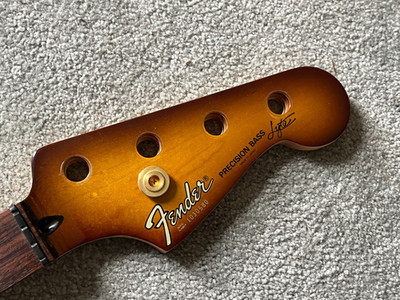 2000s Fender Precision bass Lyte neck