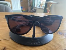 Oakley TrillbeX Black Iridium NEU