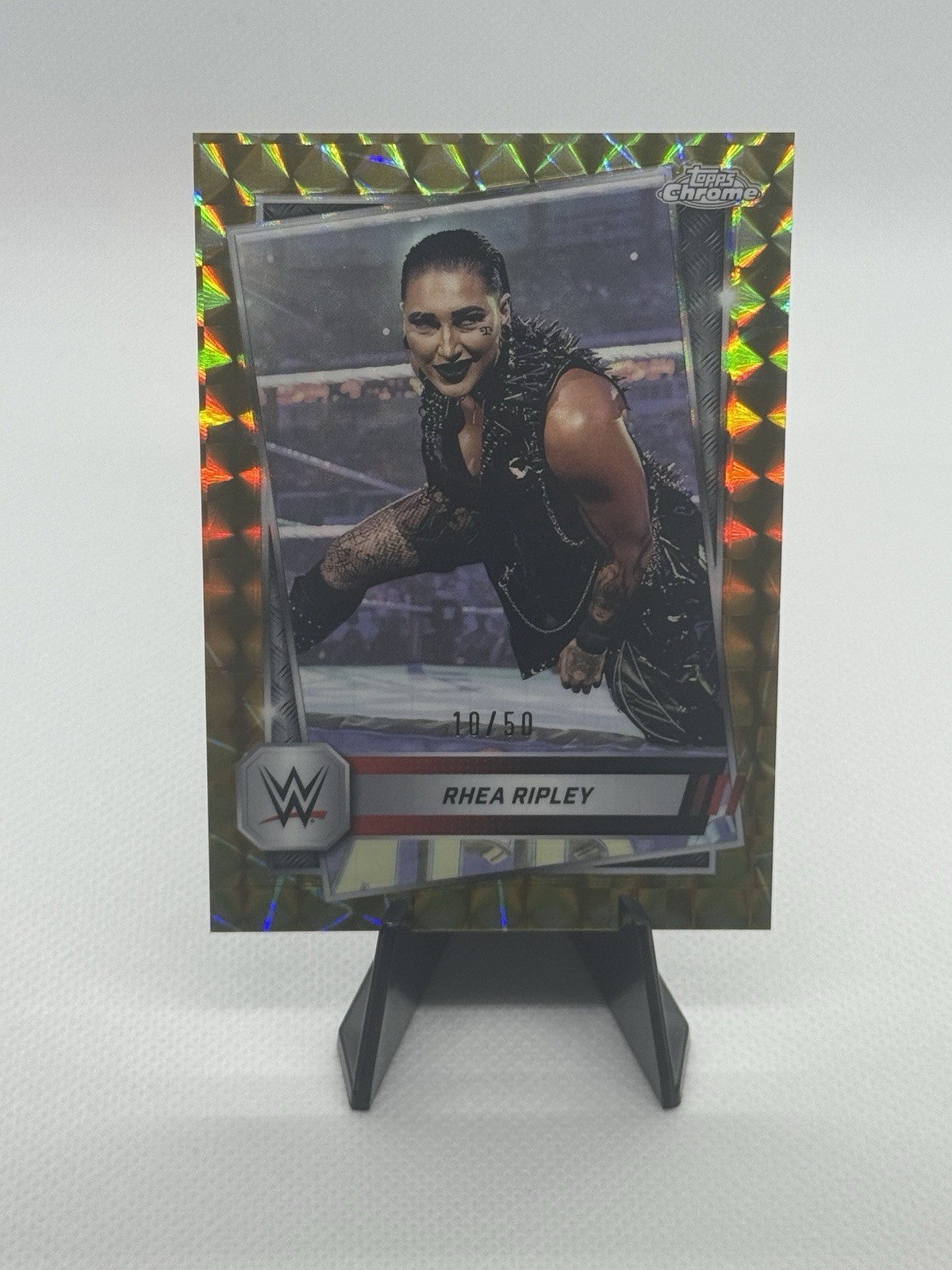 2025 Topps Chrome WWE - Rhea Ripley #80 Gold Geometric Refractor /50