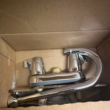 Moen Chateau 4903 Chrome 2-Handle Lever Centerset 4in WaterSense Faucet
